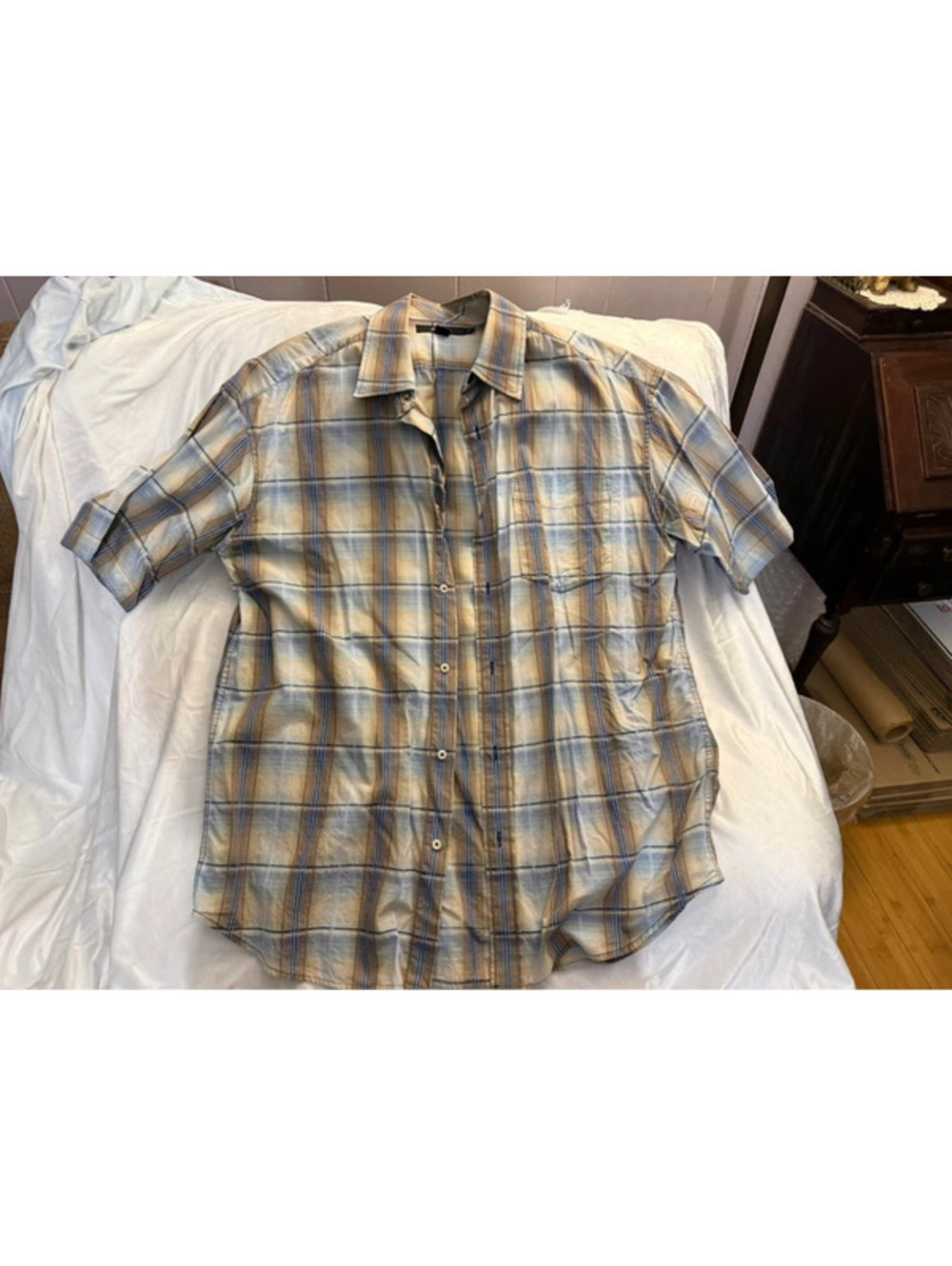 Sean John Men’s Button up shirt